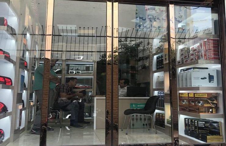 در اتوماتیک ، درب اتوماتیک لولایی ، درب اتوماتیک ، درب اتوماتیک پارکینگی